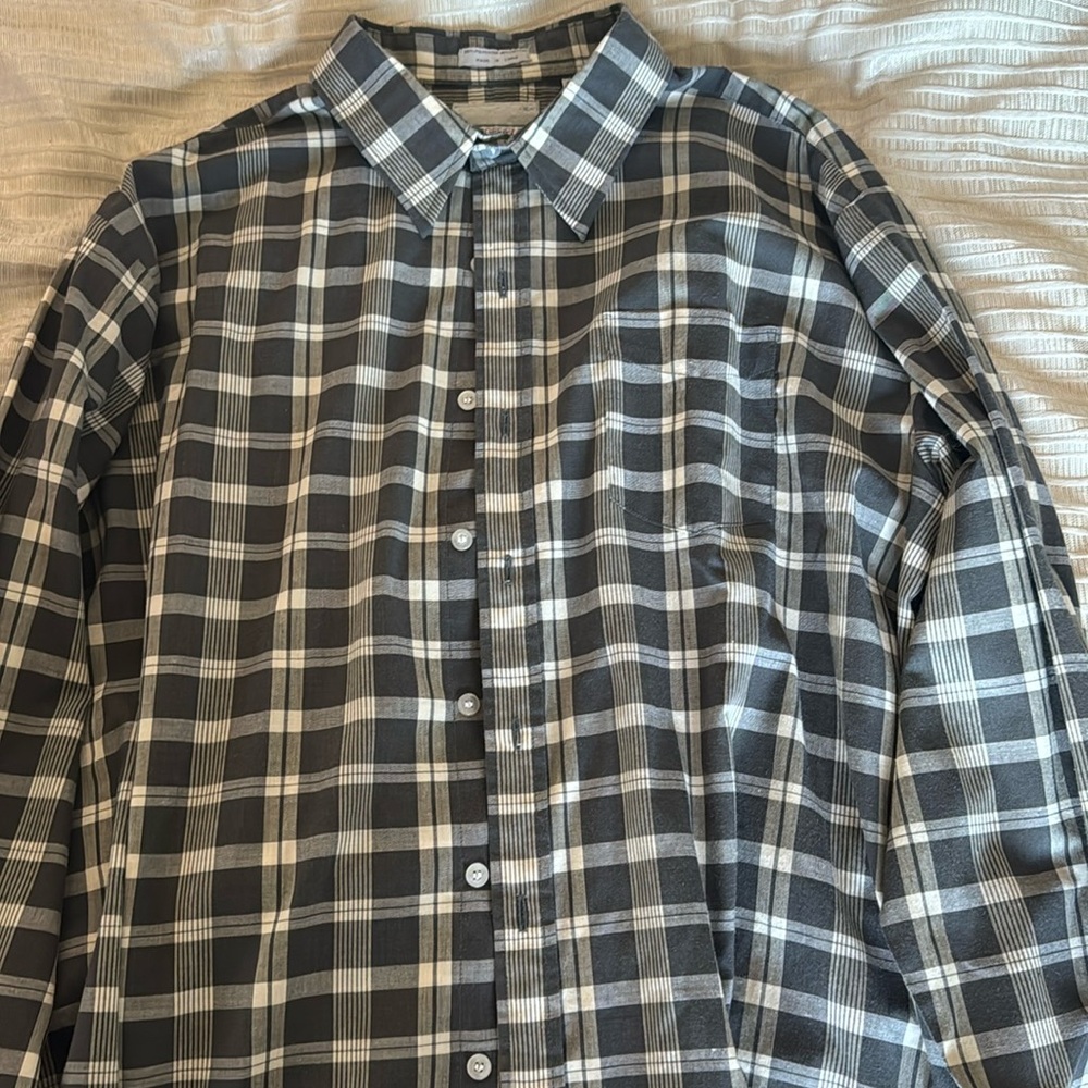 Vintage Black and White Plaid Men's Long Sleeve Button Up